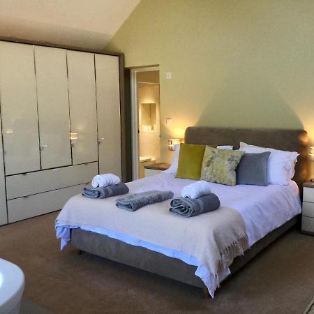 Horsemans Close Kingsbridge  Bagian luar foto