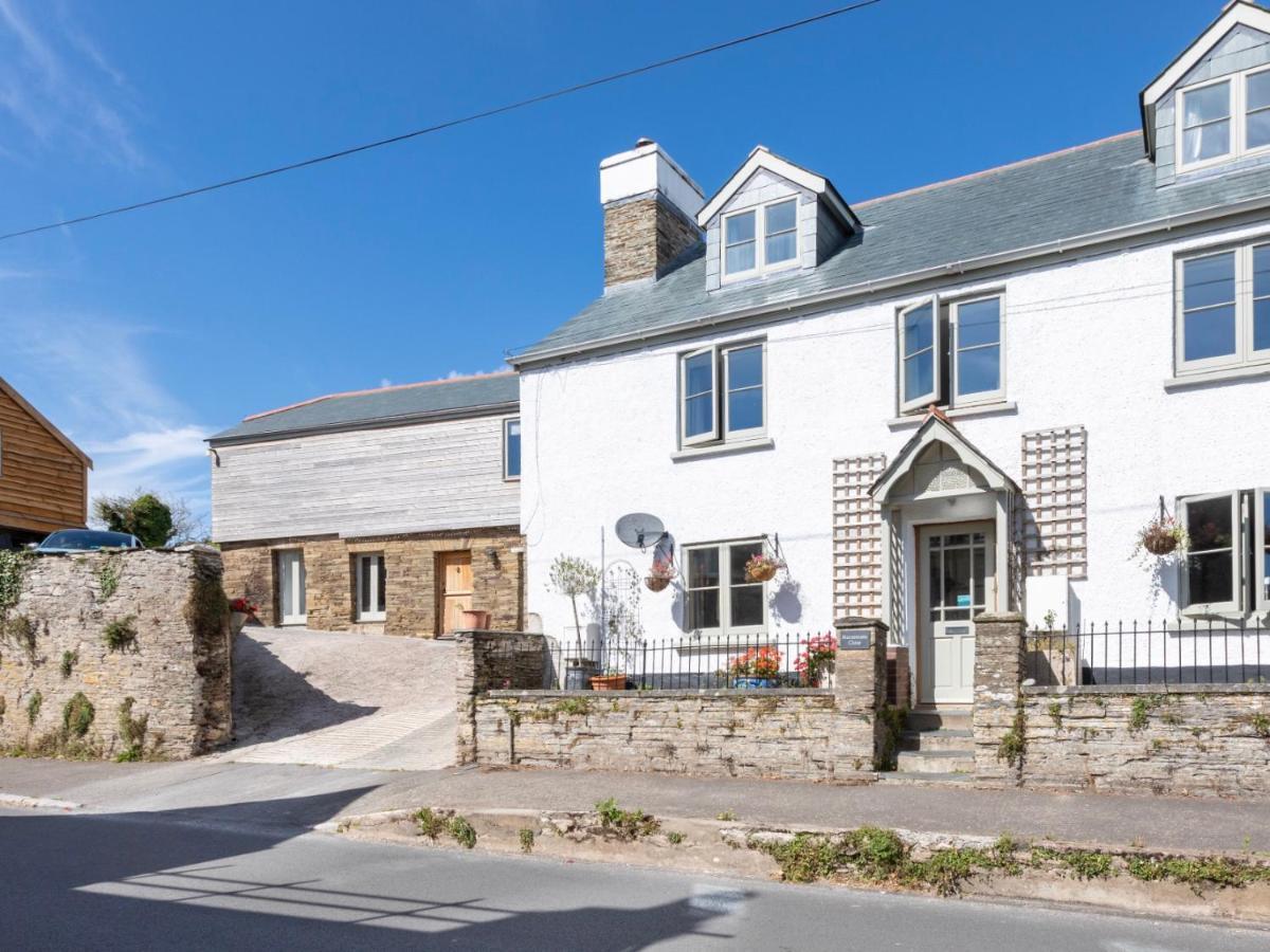Horsemans Close Kingsbridge  Bagian luar foto