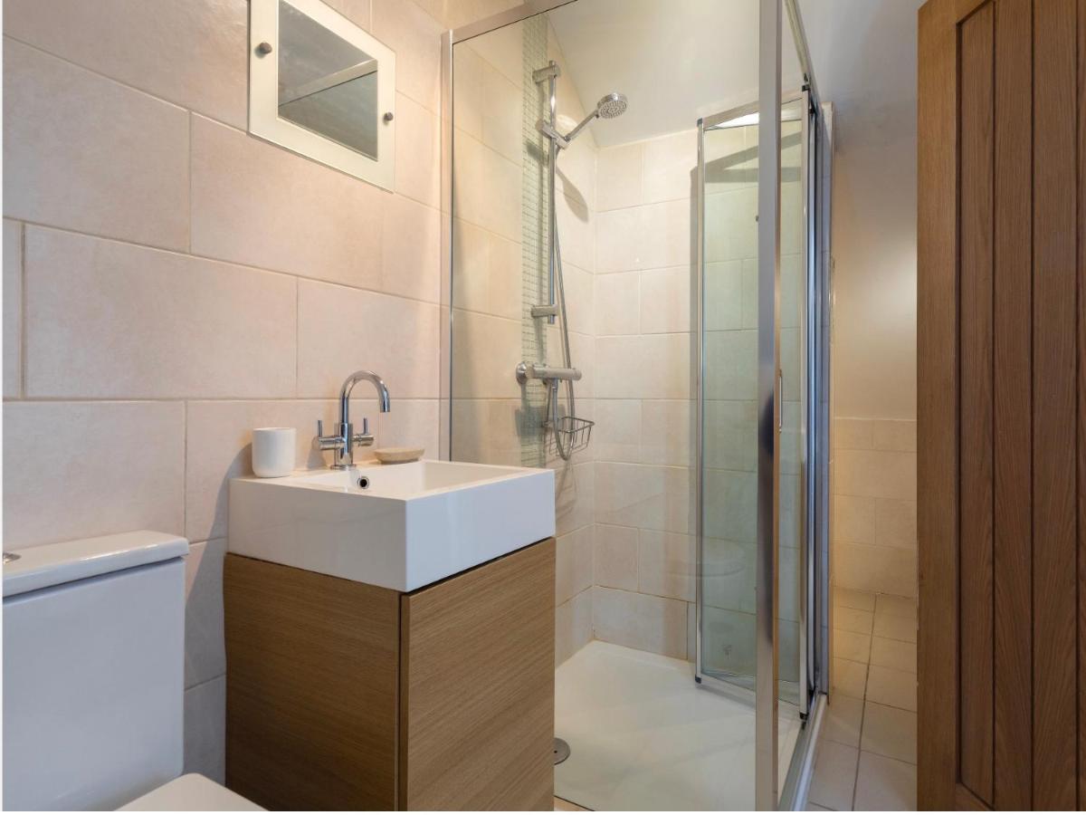 Horsemans Close Kingsbridge  Bagian luar foto